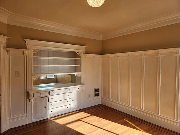 2nd image of 1441 Larkin St APT 6