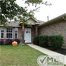 3rd image of 5808 Country Valley Ln