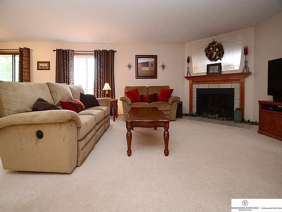 3rd image of 9002 Mulberry Ct