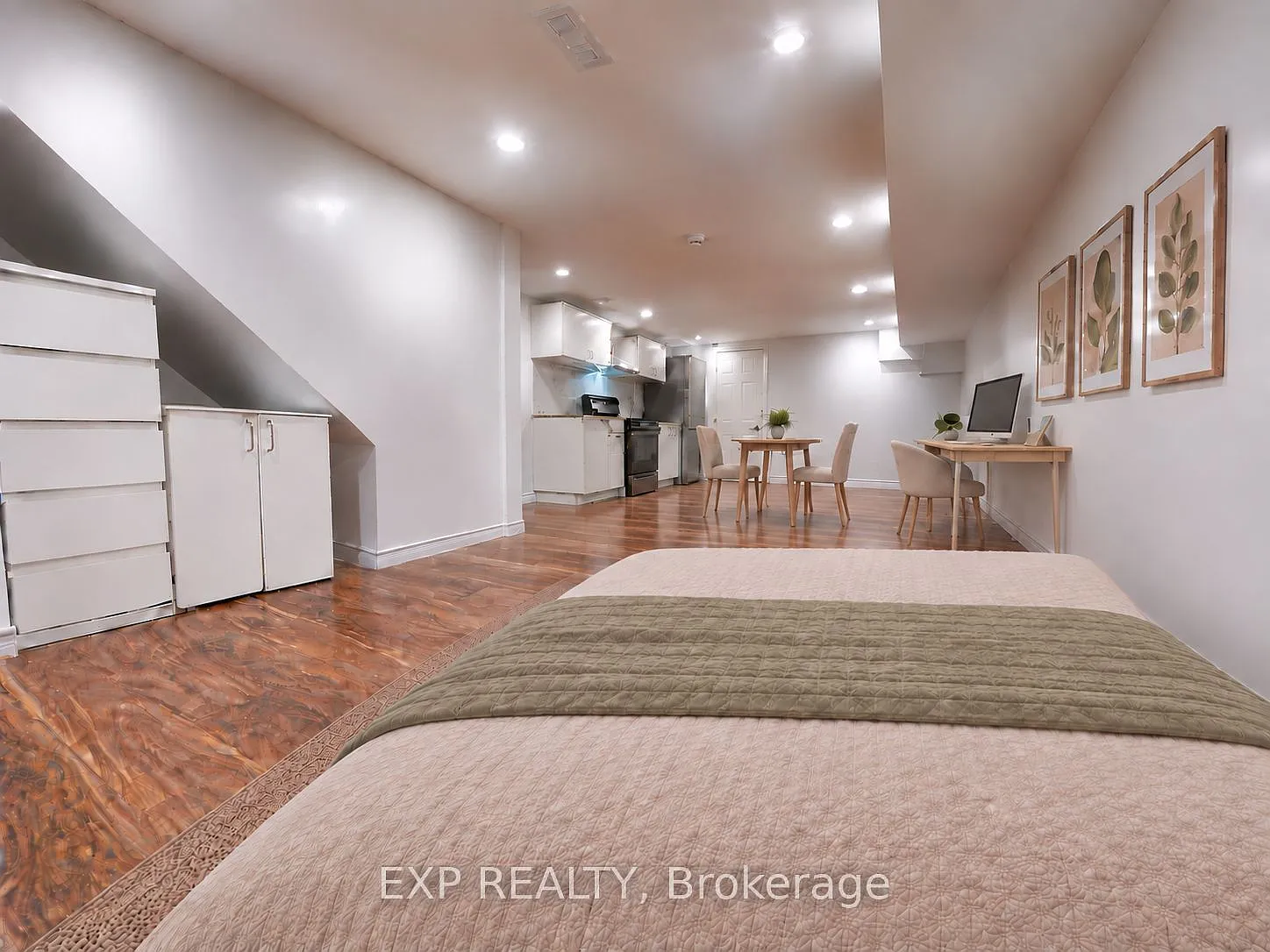 Studio, $1,275 — Photo 4