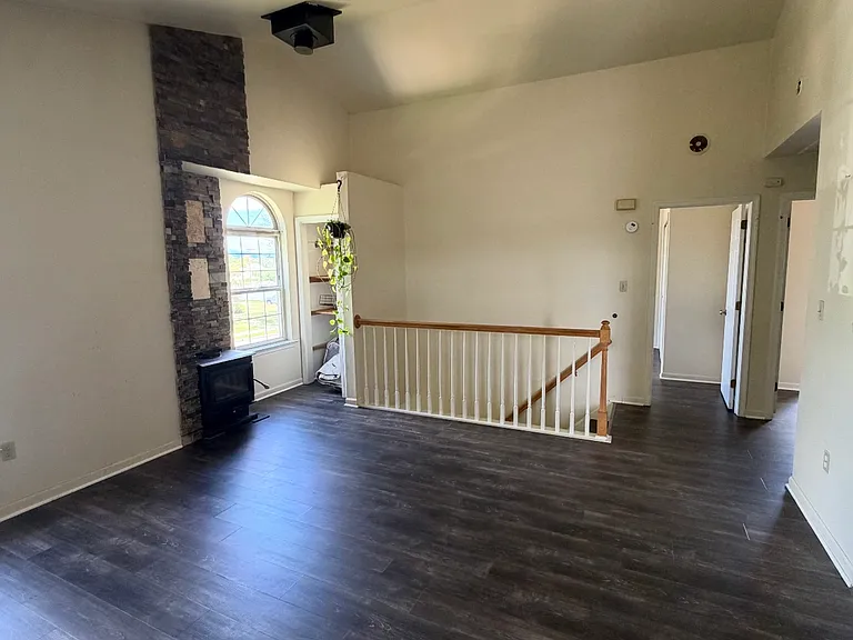 1225 W Whitehall St #1221 — Photo 3