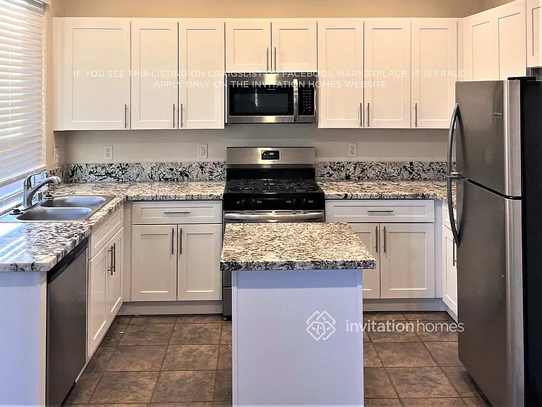 7563 Fairland Ct — Photo 3