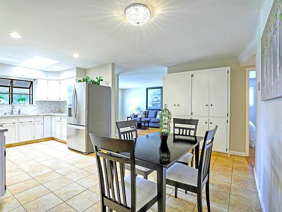4th image of 5759 Arapaho Dr