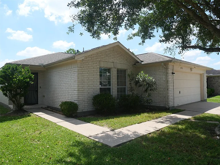11931 Panay Village Cir — Photo 2