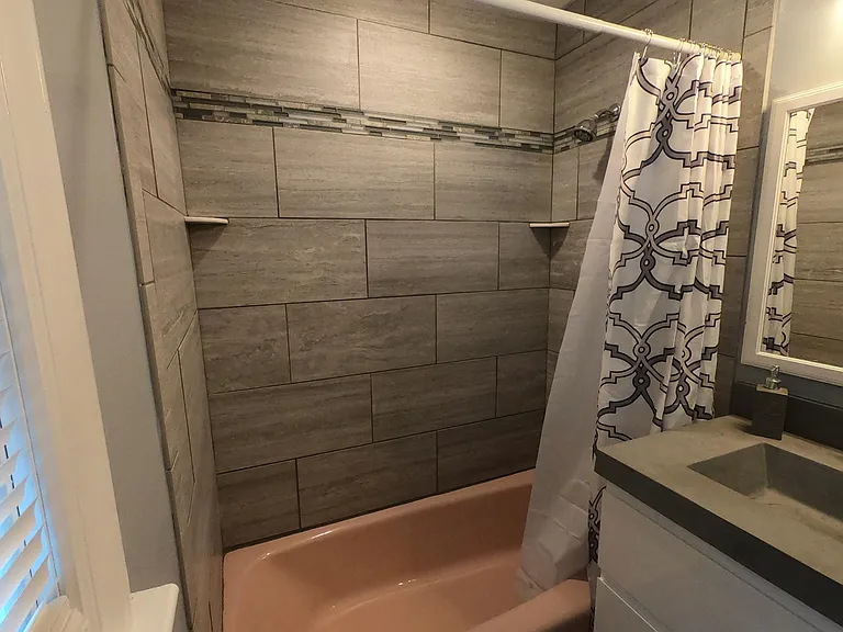 5830 Perry Ln — Photo 31