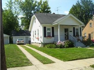 902 Hollywood St NE, Grand Rapids, MI 49505