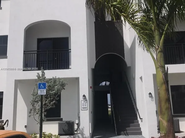 15520 SW 136th St #210, Miami, FL 33196
