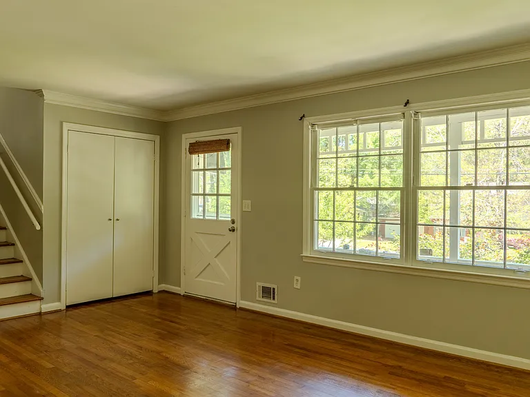1616 Drayton Woods Dr — Photo 14