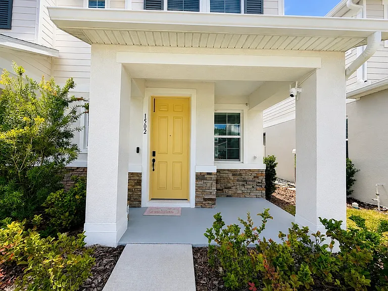 1502 Erin Breeze Ln #1502 — Photo 2