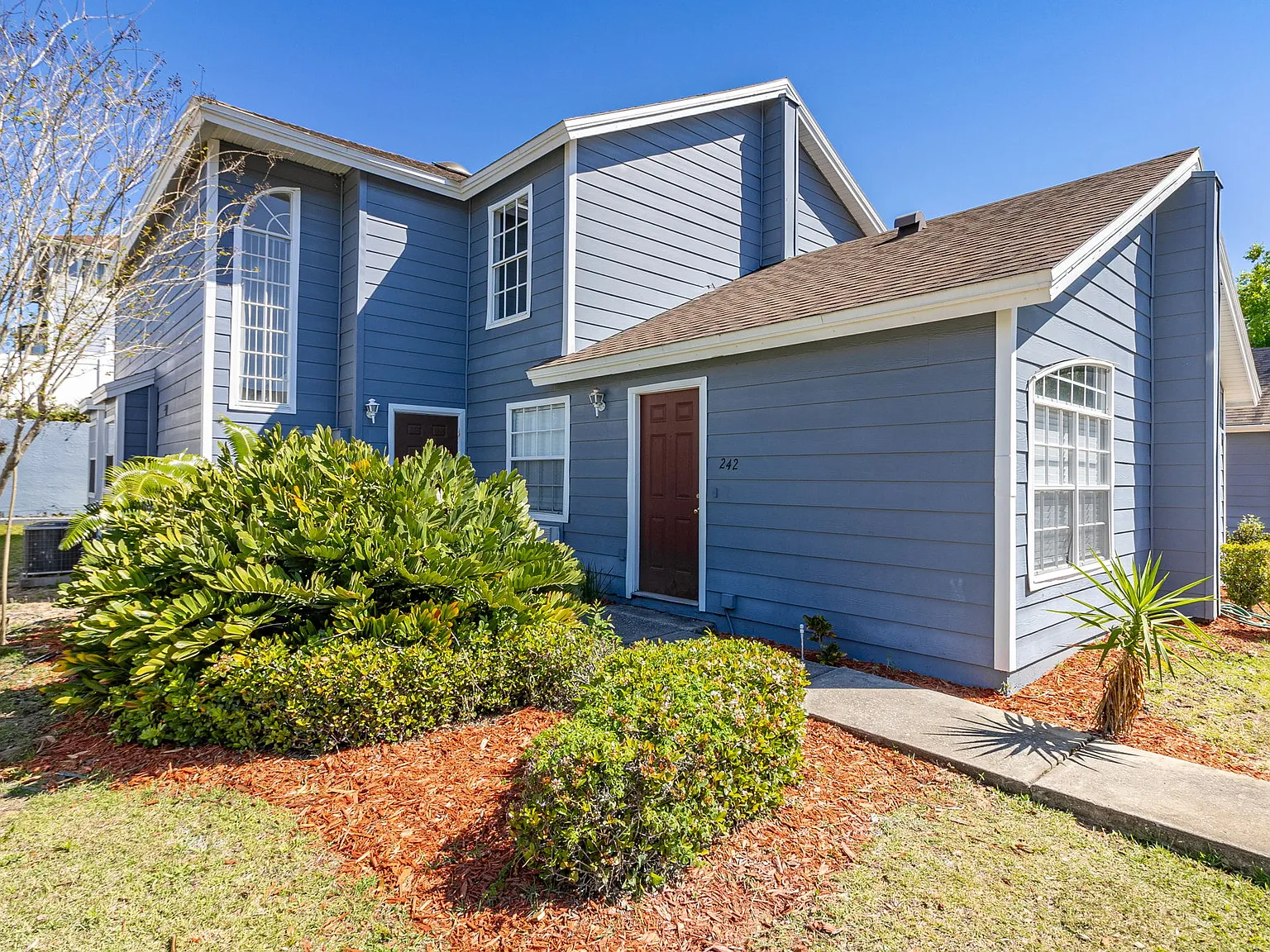 3 bed, 1748 sqft, $1,800 — Photo 3
