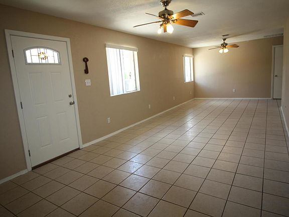 2nd image of 2502 E Randall Dr