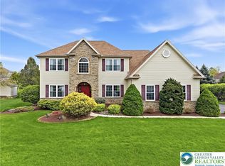 2317 Bordeaux Dr, Macungie, PA 18062