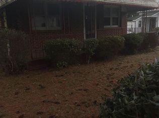 723 Water St, Henderson, NC 27536