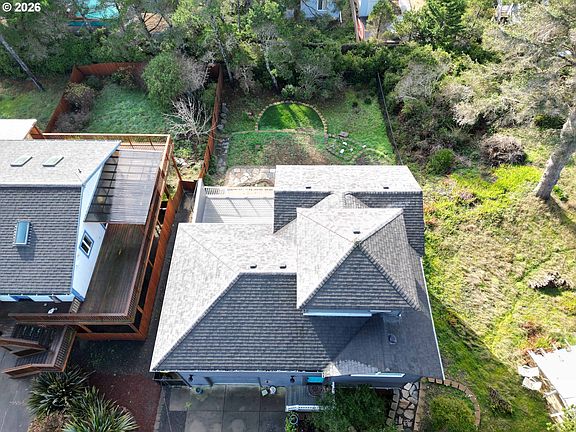 2nd image of 4604 Falcon St