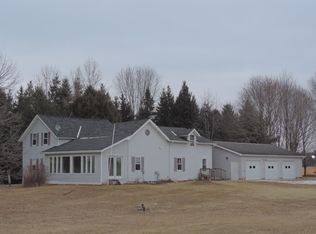 6482 Fust Rd, Gillett, WI 54124