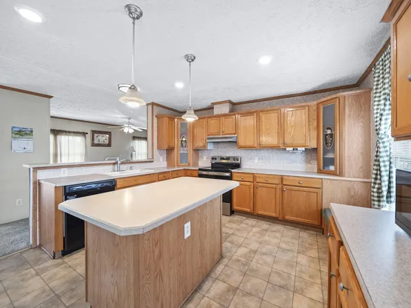 7046 Township Road 195, Centerburg, OH 43011