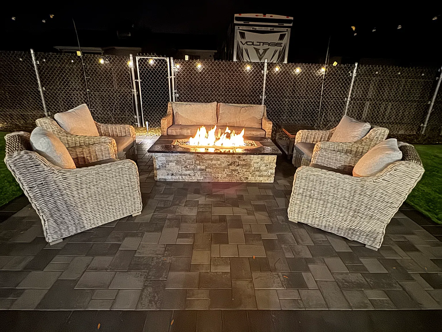 3 bed, 1512 sqft, $6,995 — Photo 3