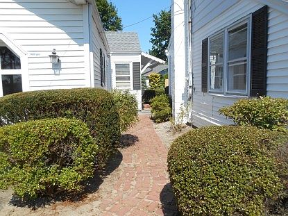 2nd image of 4 Clinton Ave