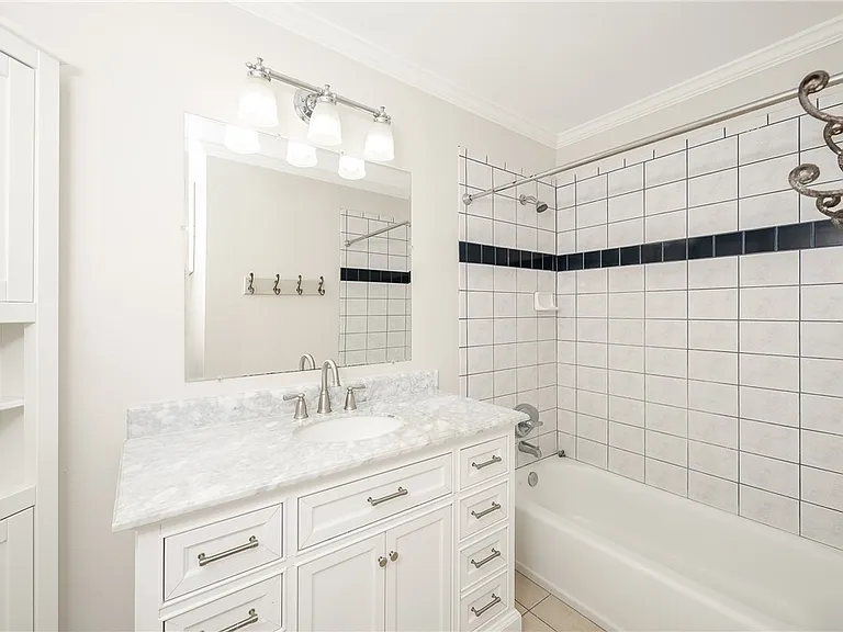 709 Inwood Dr — Photo 18
