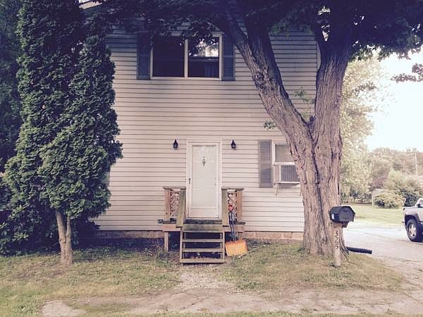 2nd image of 325 Hemlock St