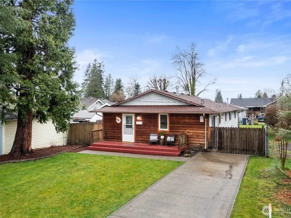 1975 Wilson Avenue, Enumclaw, WA 98022