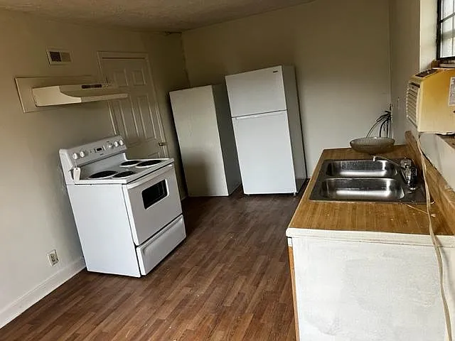 206B Gautier St #1 — Photo 2