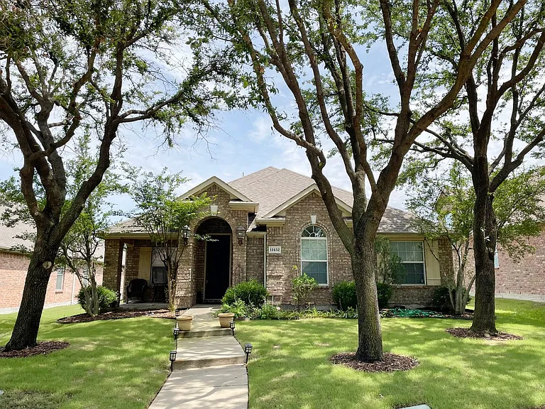 11452 Snyder Dr — Photo 3