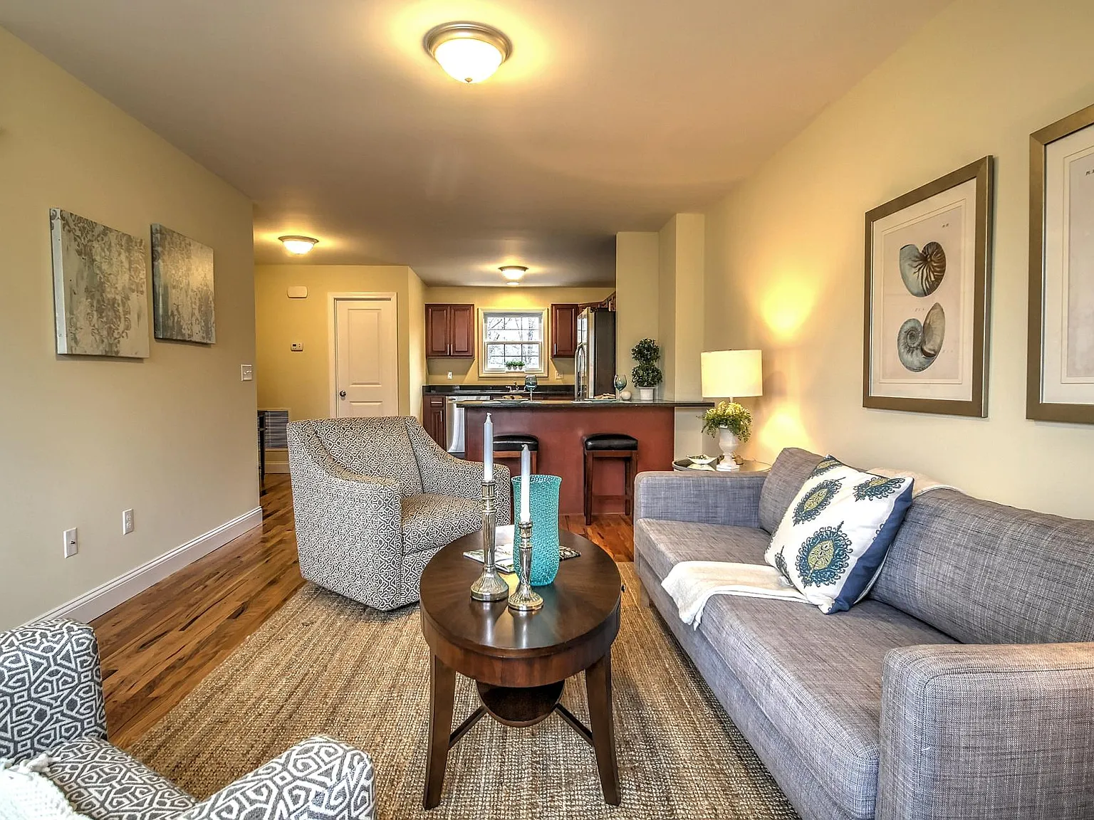 229 W Main St — Photo 2
