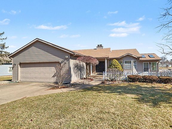 2nd image of 771 Marias Dr