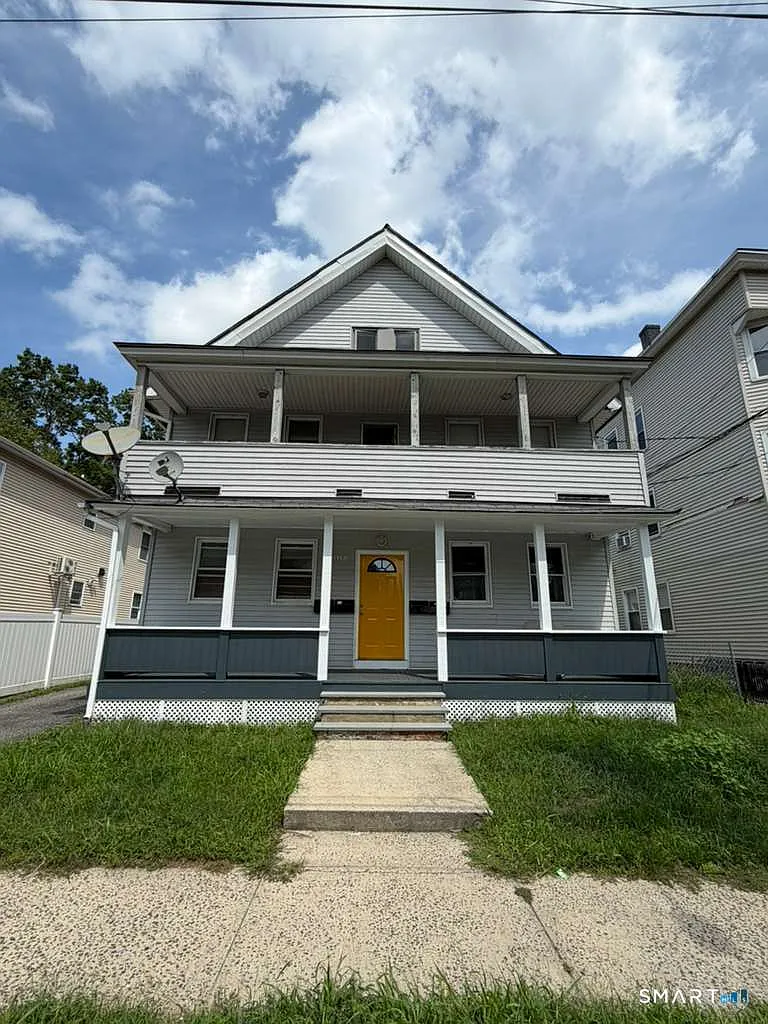 1 bed, 1.0 bath, 1100 sqft, $1,700 — Photo 1
