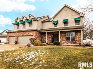 532 Pennsylvania Ave, Morton, IL 61550