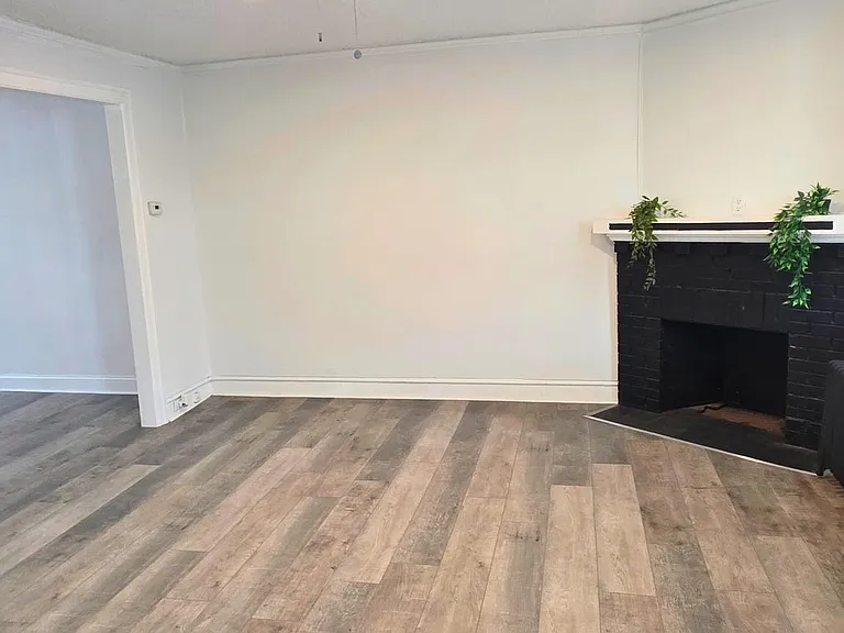 1108 E Stafford St — Photo 9
