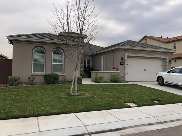 990 Golden Pond Dr, Manteca, CA 95336