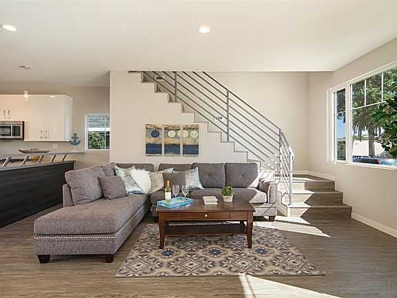 5th image of 2112 Felspar St