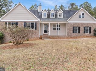 137 Panther Woods Dr, Jackson, GA 30233