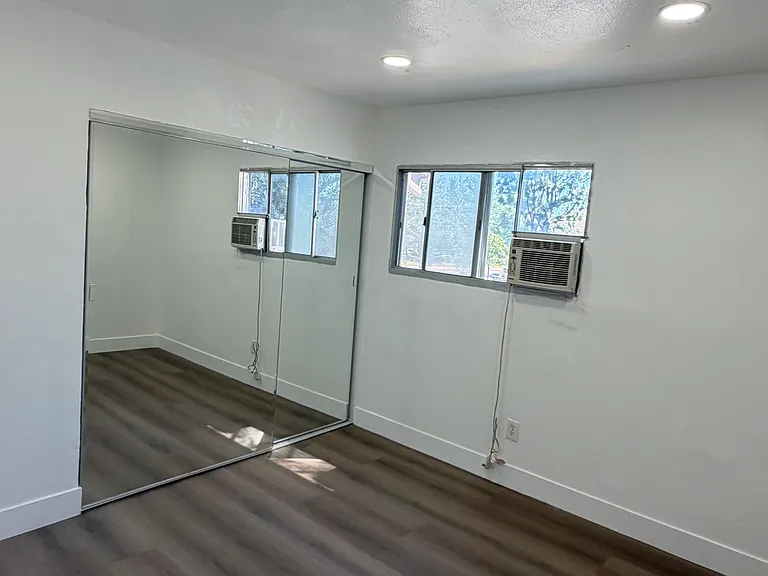10331 Lindley Ave #209 — Photo 39
