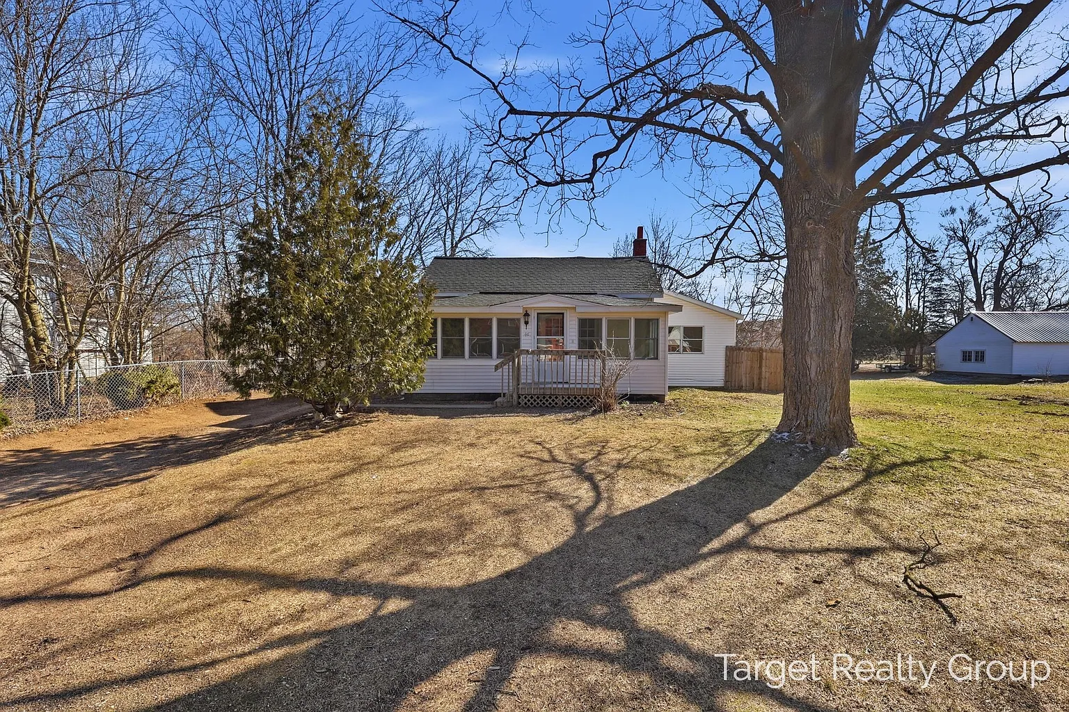 46 Hoskins St photo 1