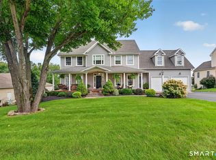 17 Knoll Lane, Rocky Hill, CT 06067
