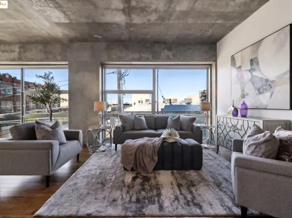 428 Alice St APT 328, Oakland, CA 94607