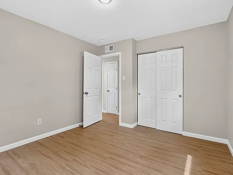 214 Allen Dr — Photo 8
