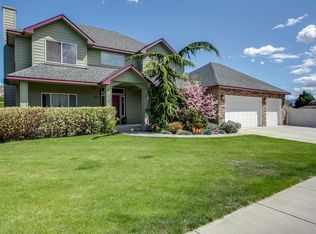2835 River Walk Pl, East Wenatchee, WA 98802