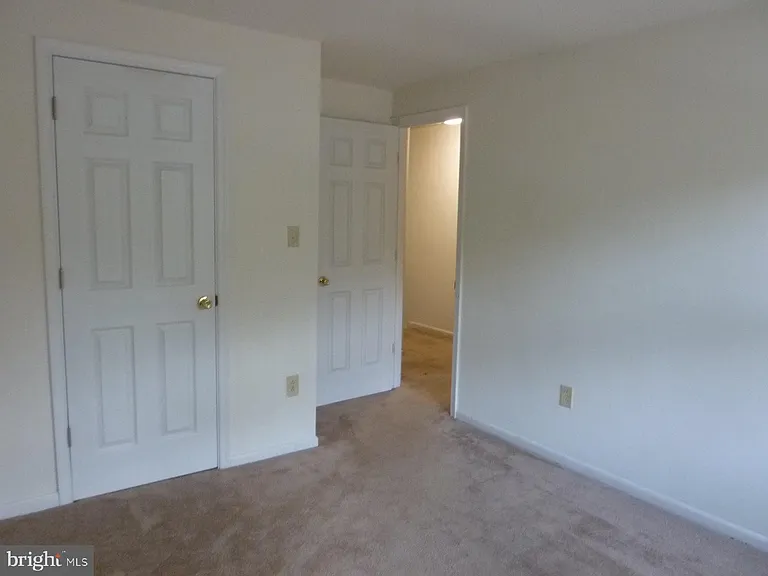 809 Logan St #2B — Photo 12