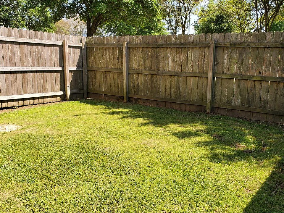 1st image of 1802 Garland Dr #A