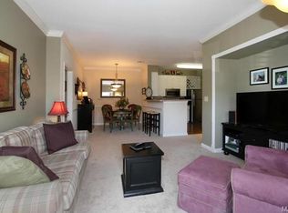 233 Babbling Brook Ln, Saint Charles, MO 63303