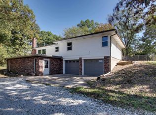 822 E 1700th St, Liberty, IL 62347