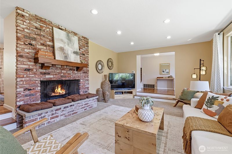 5th image of 4941 125 Avenue SE