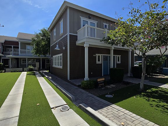 4th image of 943 S Ash Ave