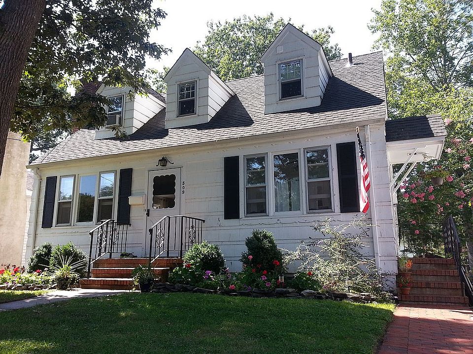 1st image of 509 Boulton Ave