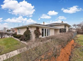 2209 S 19th Ave, North Riverside, IL 60546