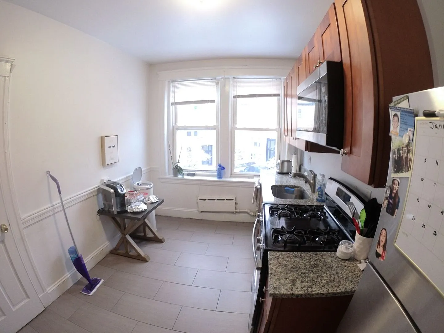 BU vicinity 4 bed 2 bath Don't miss out! — Photo 3
